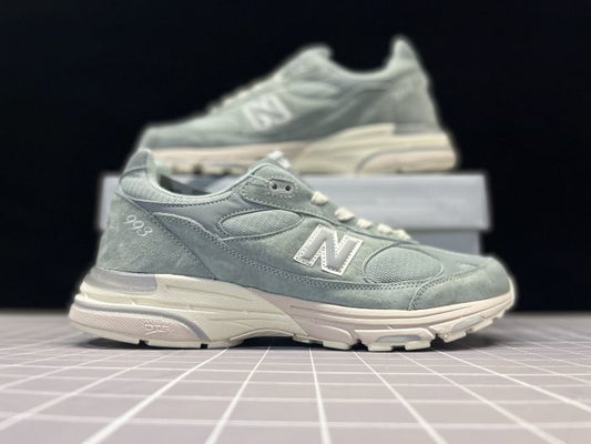 New Balance 993