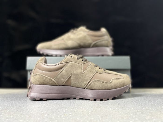 New Balance 327