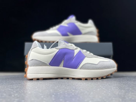 New Balance 327