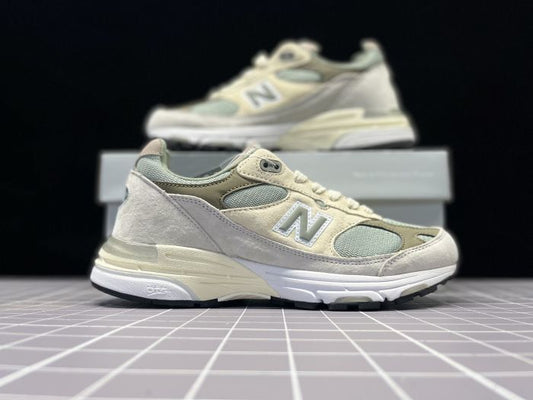 New Balance 993
