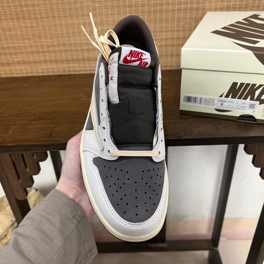 Air Jordan 1 Low OG Travis Scott Reverse Mocha