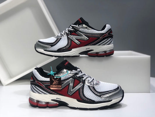 New Balance 860
