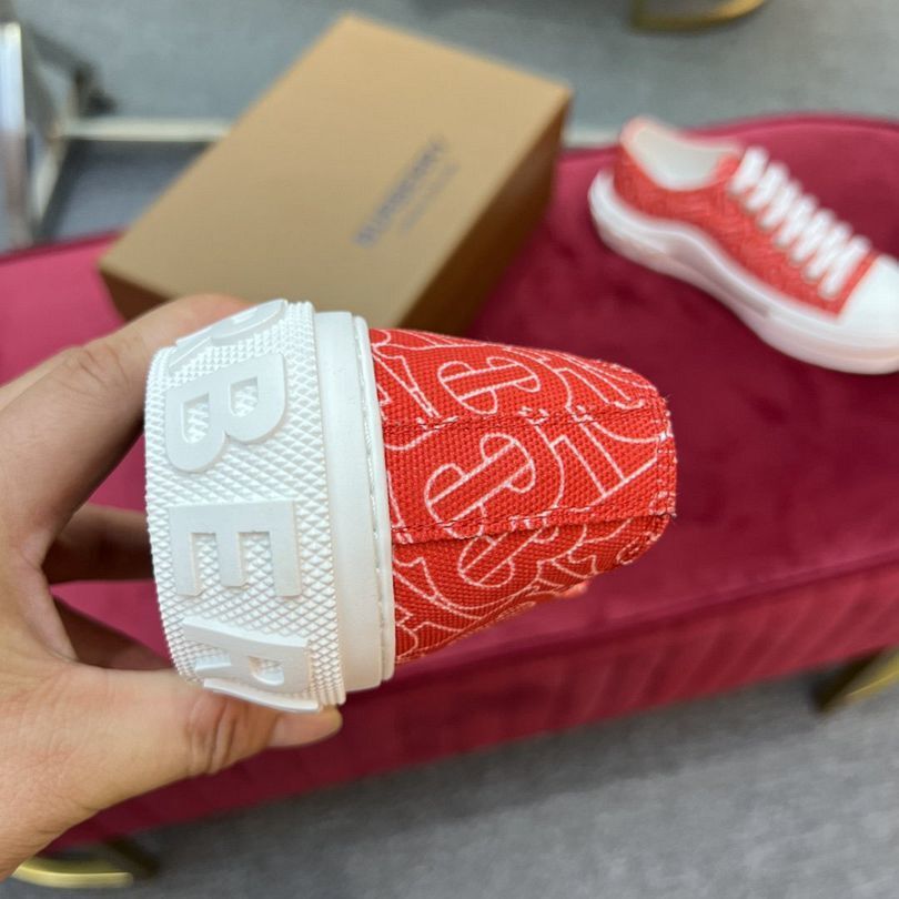 Burberry TB Sneaker