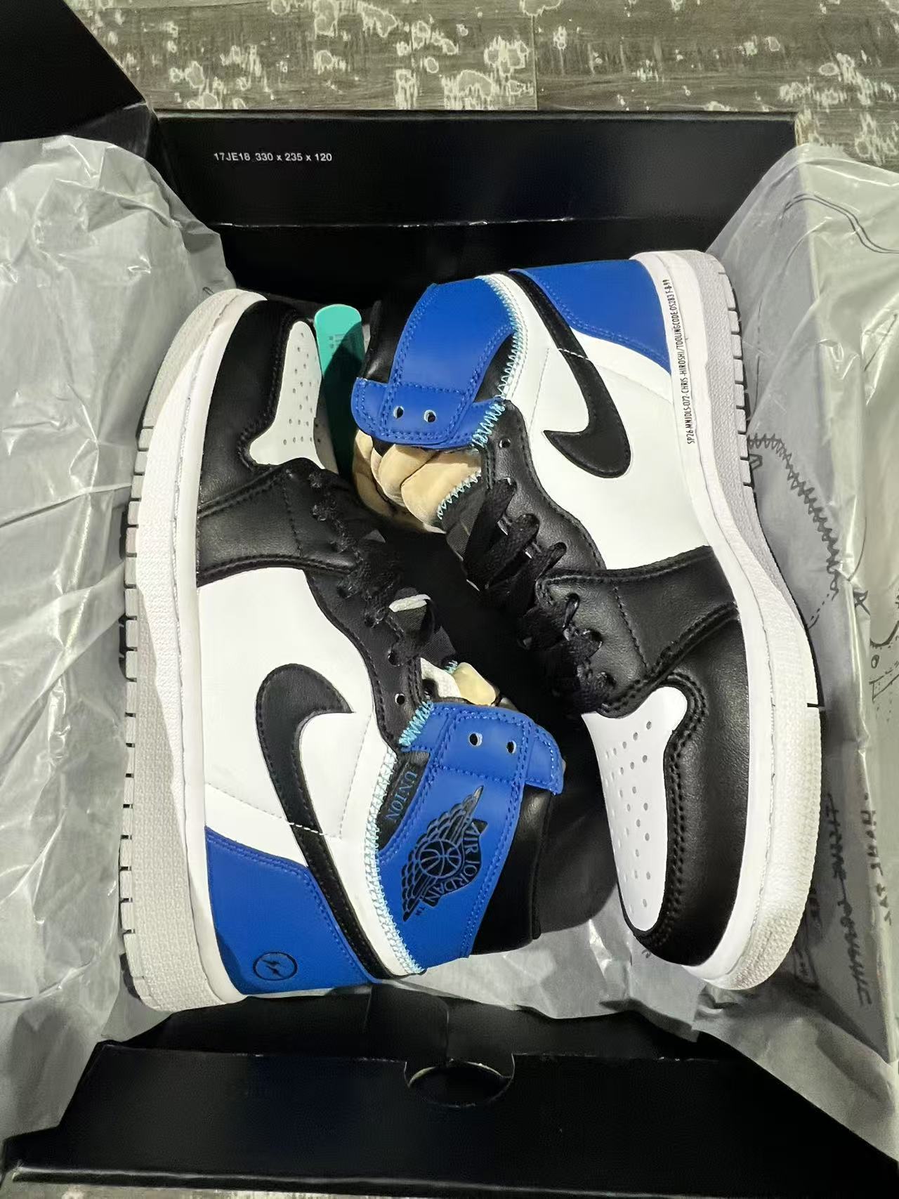 Air Jordan 1