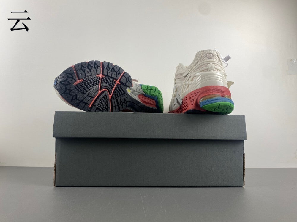 New Balance 1906R
