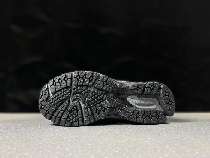 New Balance 2002