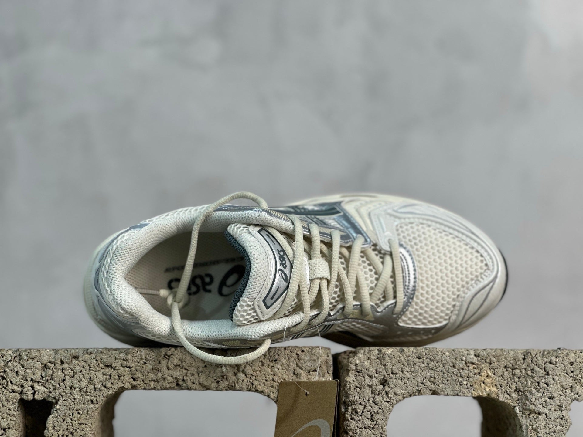 ASICS GEL-Kayano 14