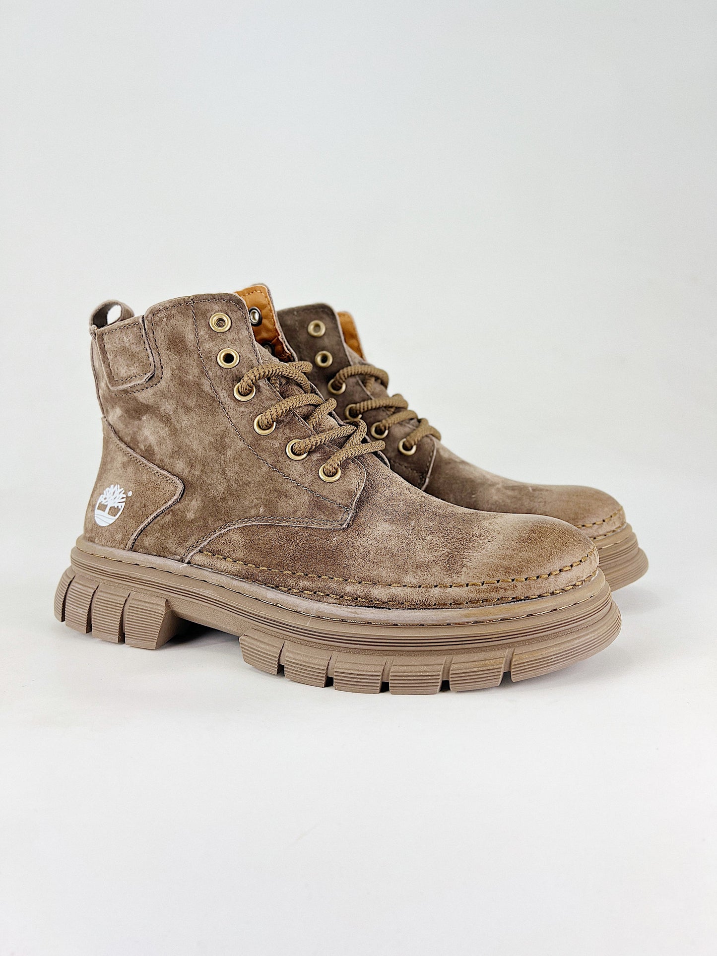 Timberland Distressed Chukka Boots