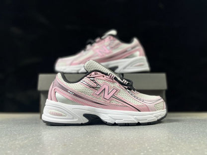 New Balance 740