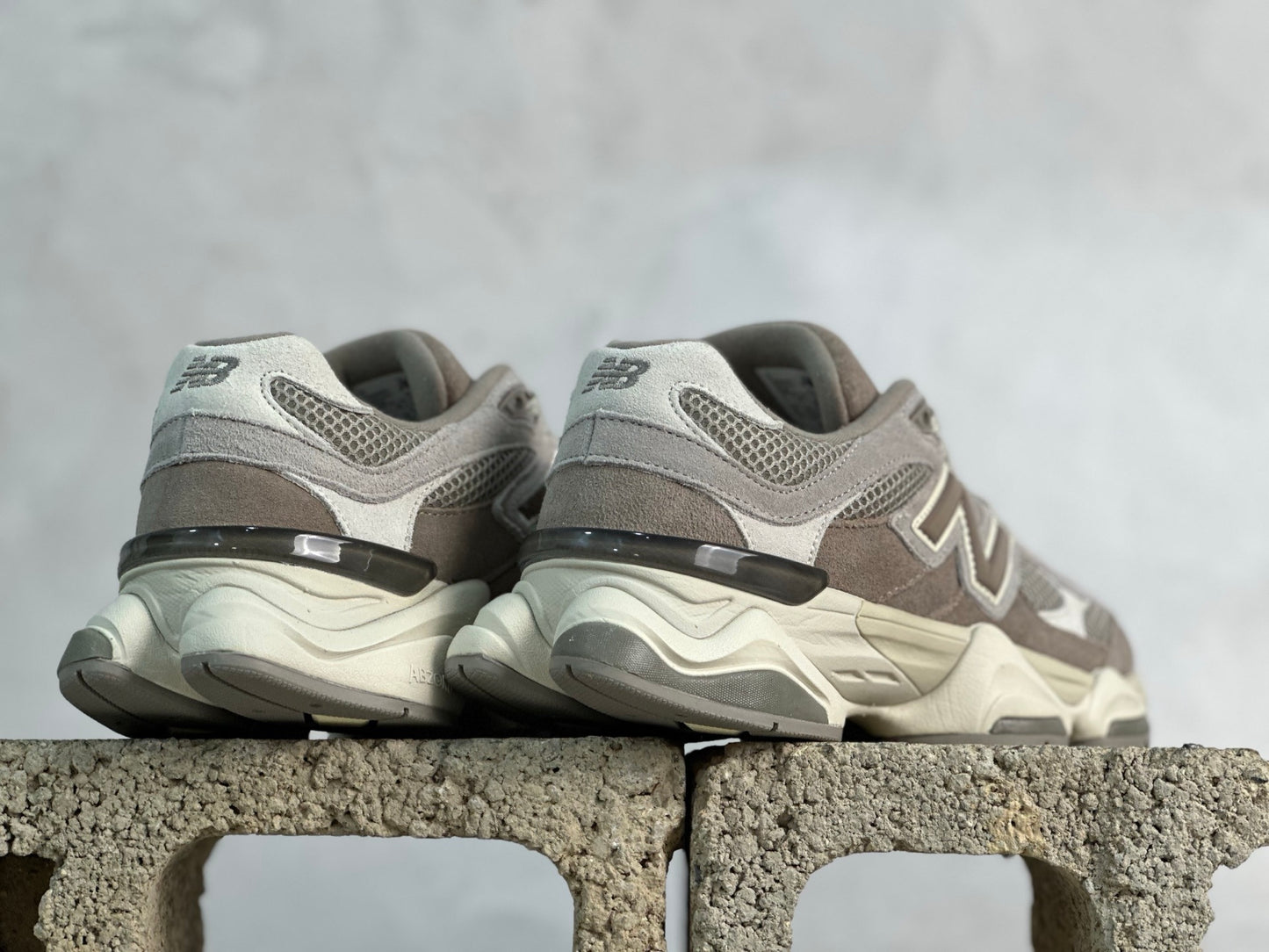 New Balance 9060 Beige