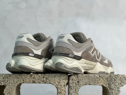 New Balance 9060 Beige