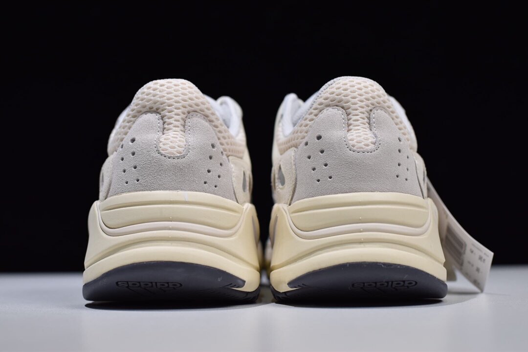 Adidas Analog Pulse 700