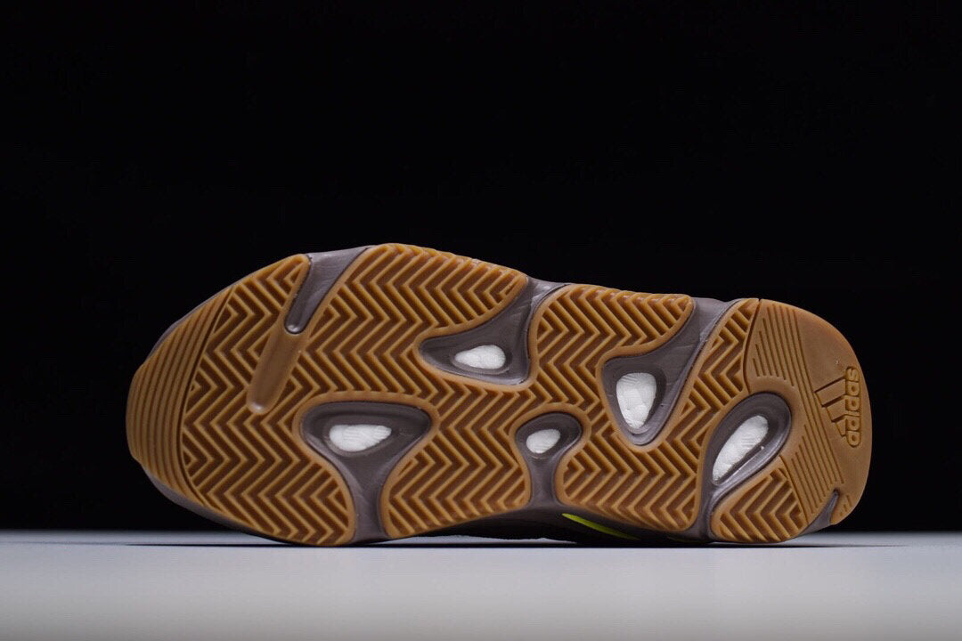 Adidas Mauve Horizon 700