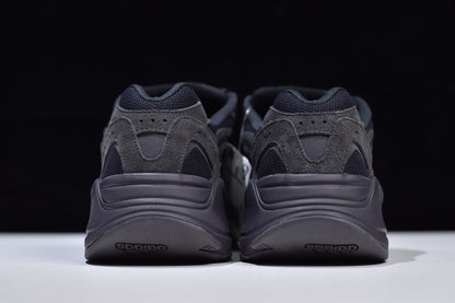 Adidas Vanta Shadow 700