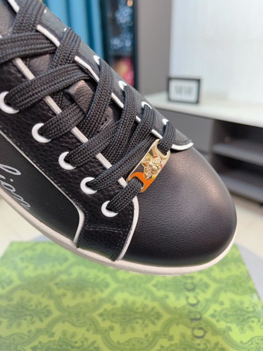 Gucci Black Leather Sneakers
