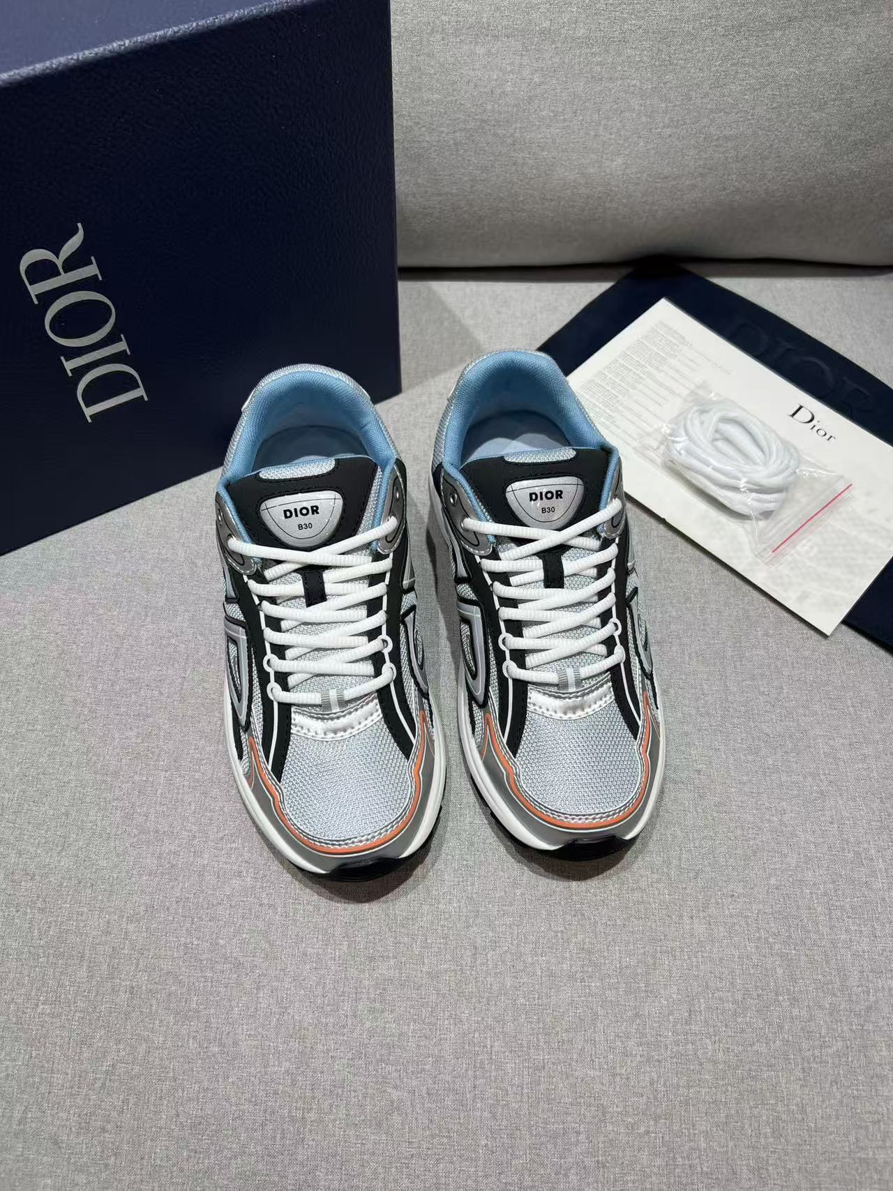Dior B30