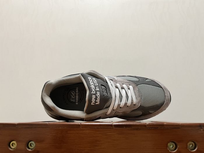 New Balance 993