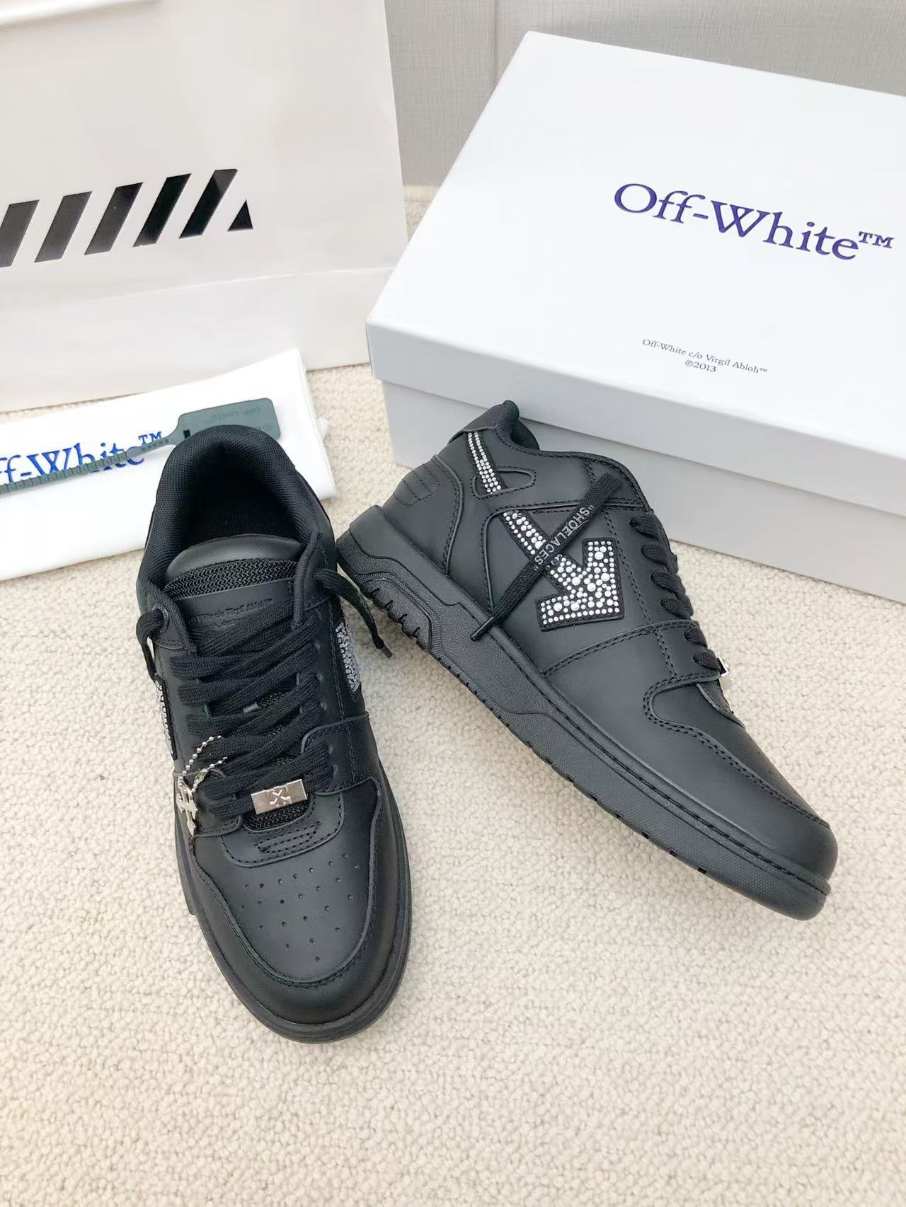 Off-White™ Out Of Office Diamond