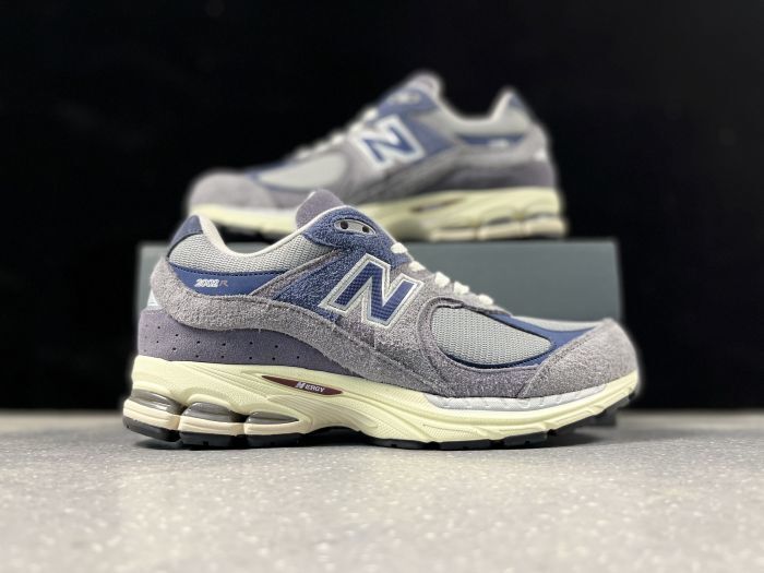 New Balance 2002
