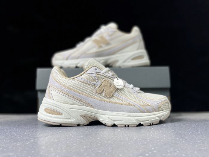 New Balance 740