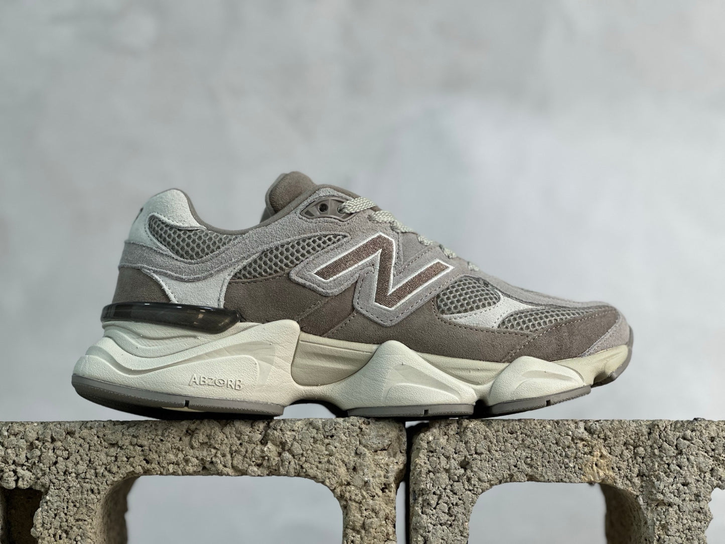 New Balance 9060 Beige