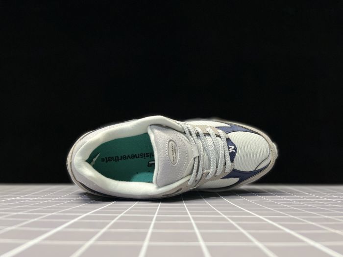 New Balance 2002