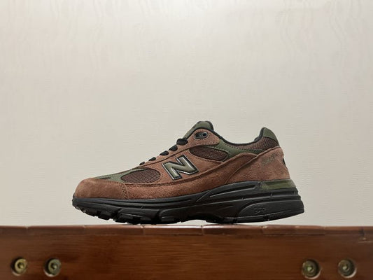 New Balance 993