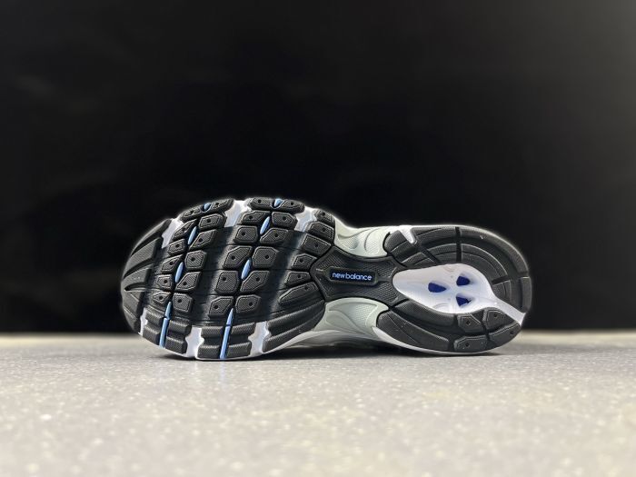 New Balance 530