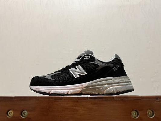 New Balance 993