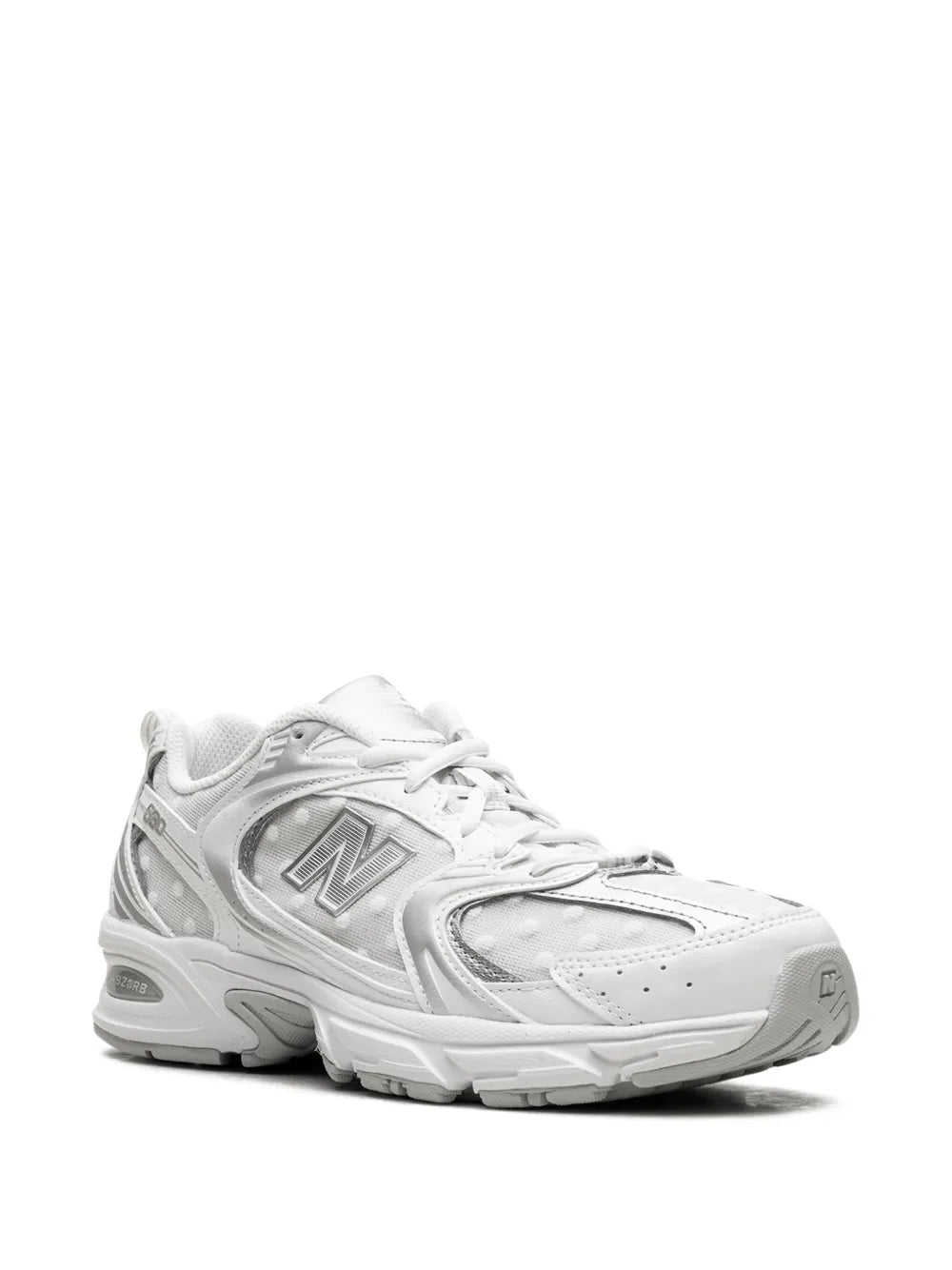New Balance 530 tonalità argento