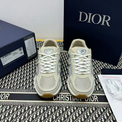 Dior B30