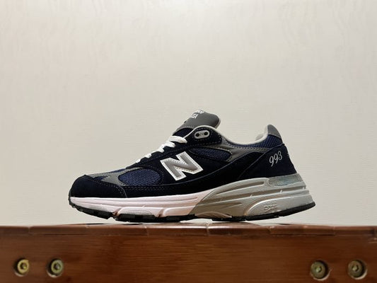 New Balance 993