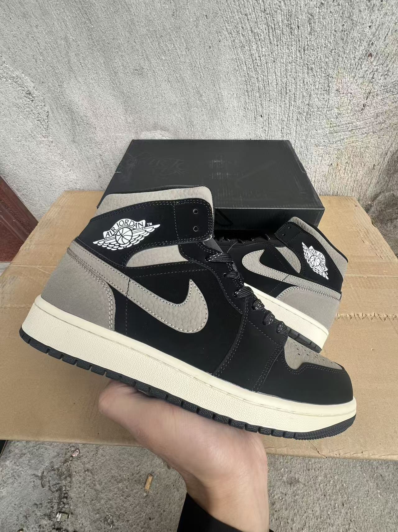 Air Jordan 1