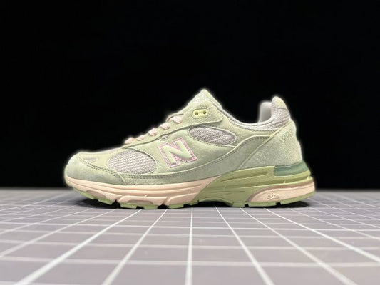 New Balance 993