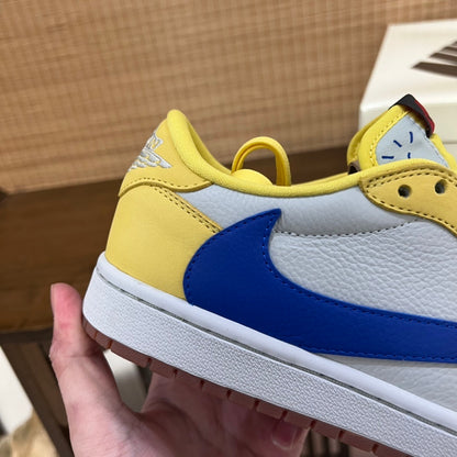 Air jordan 1 travis scott