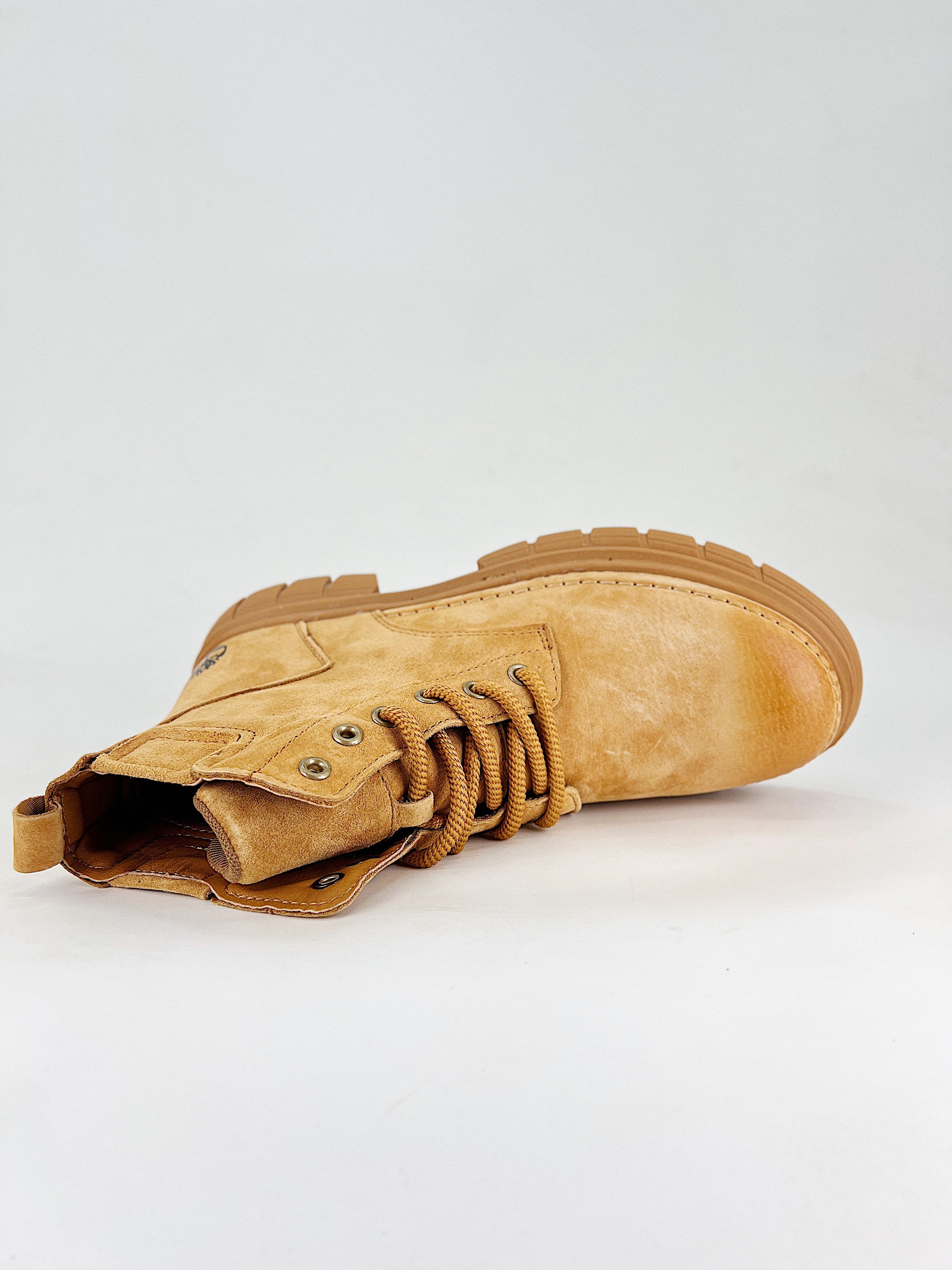 Timberland Premium Chukka Boots