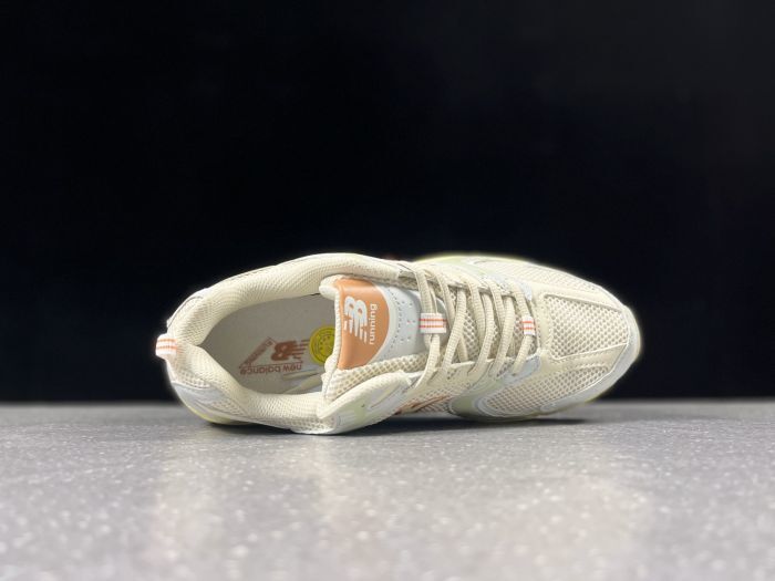 New Balance 530