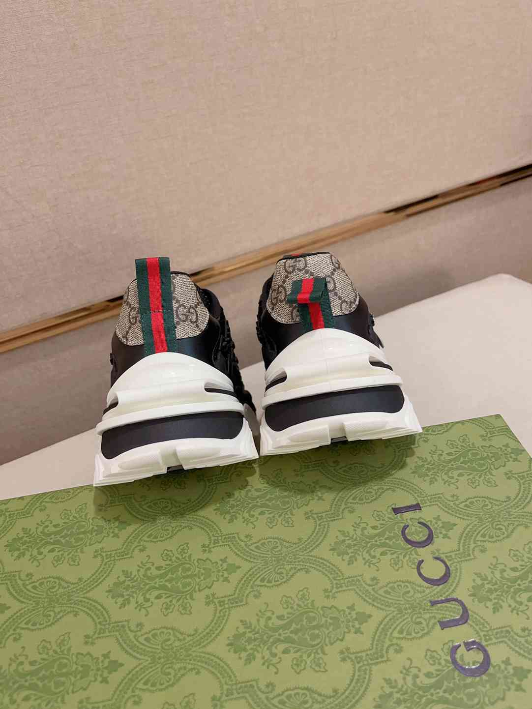Gucci Cub3d Sneakers