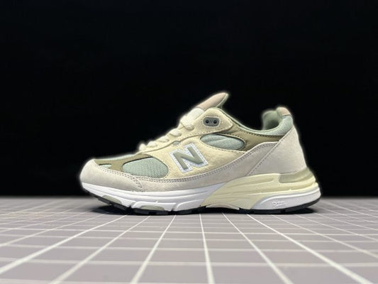New Balance 993