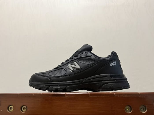 New Balance 993