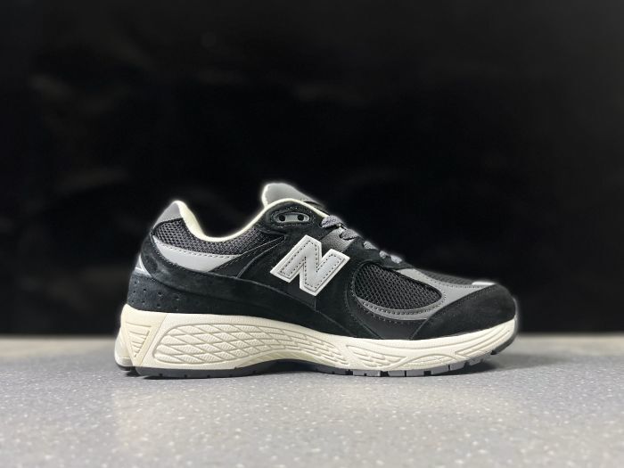 New Balance 2002