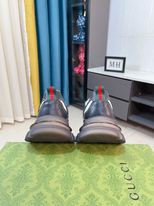 Gucci Shift Sneakers