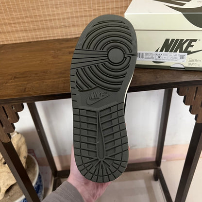 Air Jordan 1 Low OG Travis Scott Olive