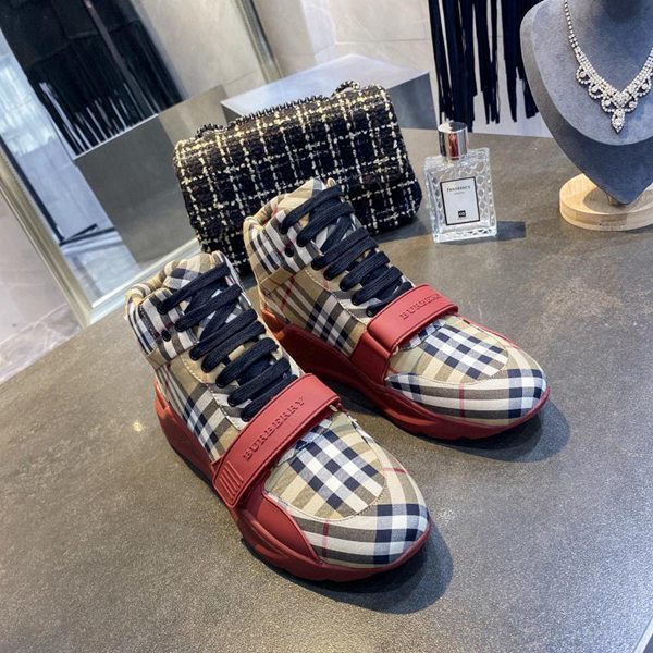 Burberry Red Sole High-Top