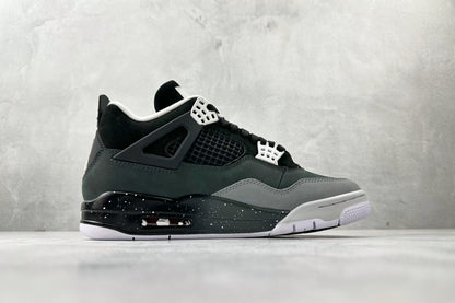 Nike Air Jordan 4 Retro