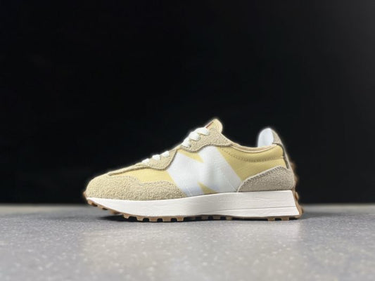 New Balance 327