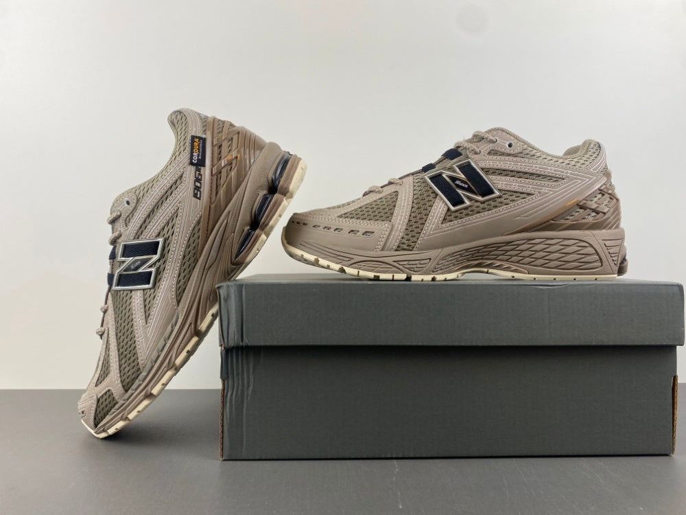 New Balance 1906