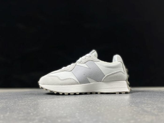 New Balance 327