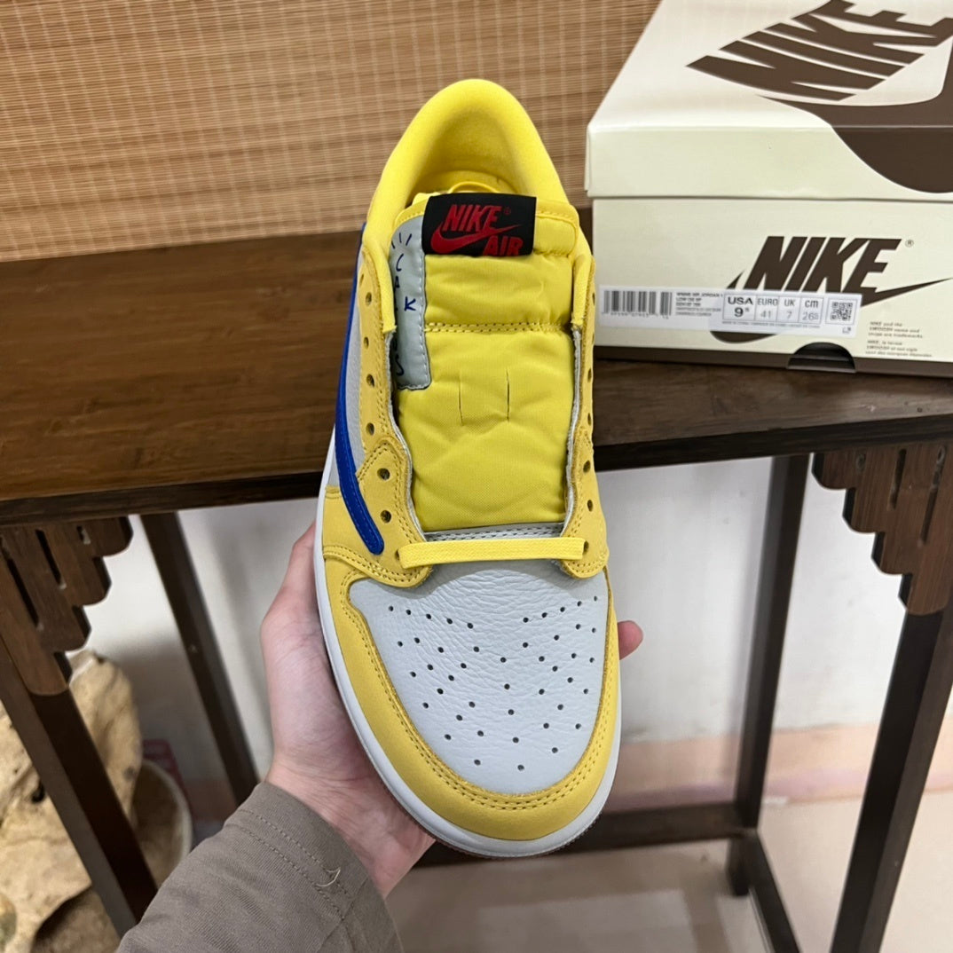 Air jordan 1 travis scott