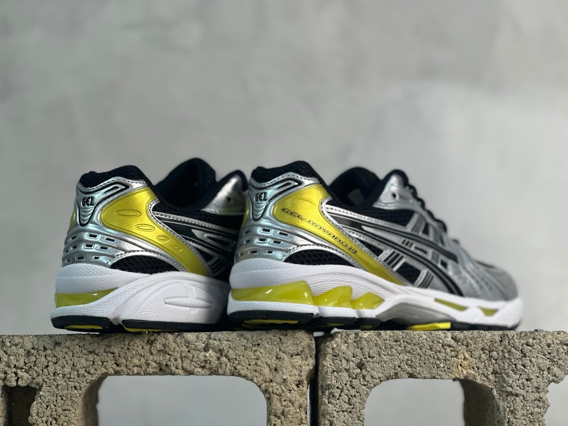 ASICS GEL-Kayano 14